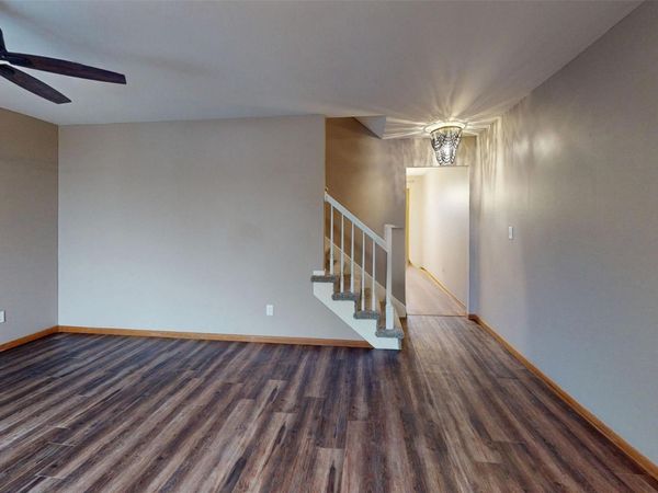 338 Holiday Circle, Unit 81, West Des Moines, IA 50265