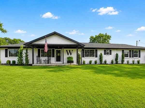 18856 E Oak Ridge Drive , Claremore, OK 74017