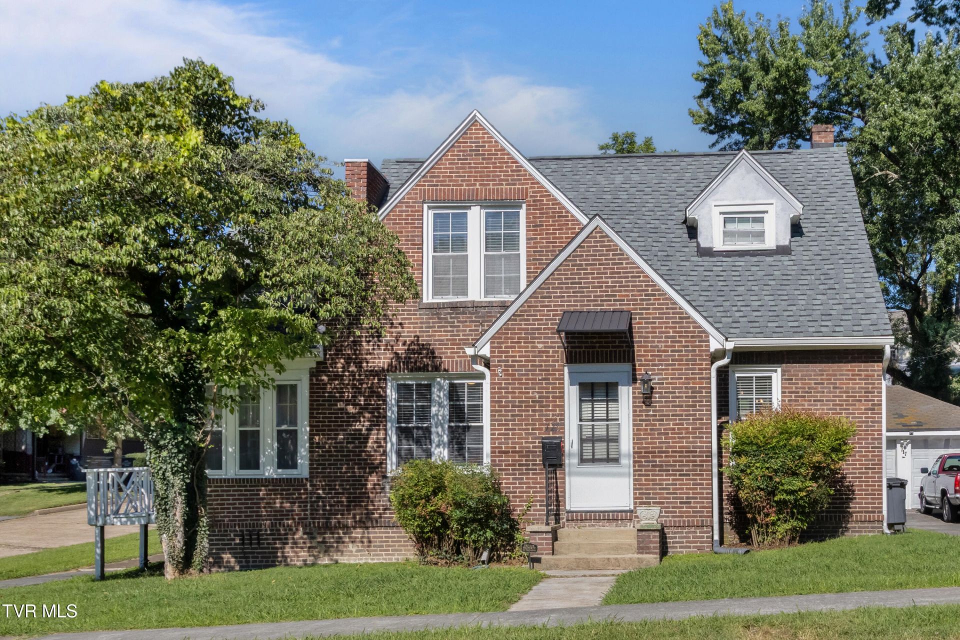 721 Holston Street, Kingsport, TN 37660 Main Photo