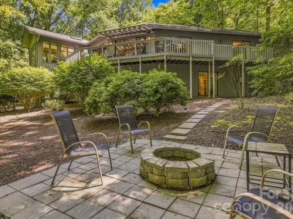 193 Downing Place , Lake Lure, NC 28746