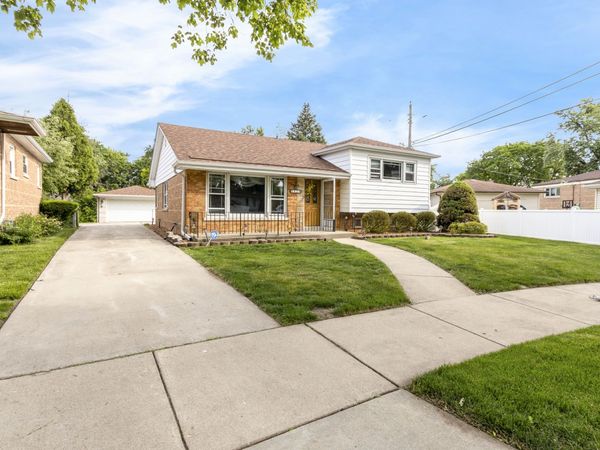 5425 Drury Lane , Oak Lawn, IL 60453
