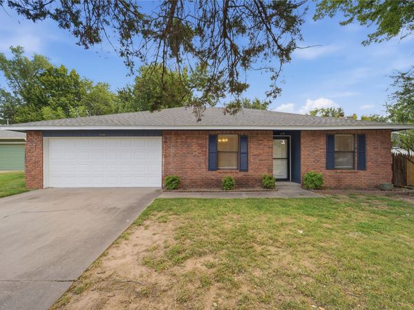1134 W Austin Street , Broken Arrow, OK 74011