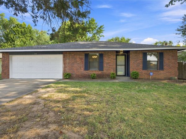 1134 W Austin Street , Broken Arrow, OK 74011