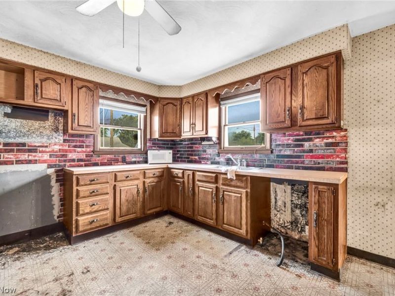 1513 Maple Drive , Lorain, OH 44052 Photo 10