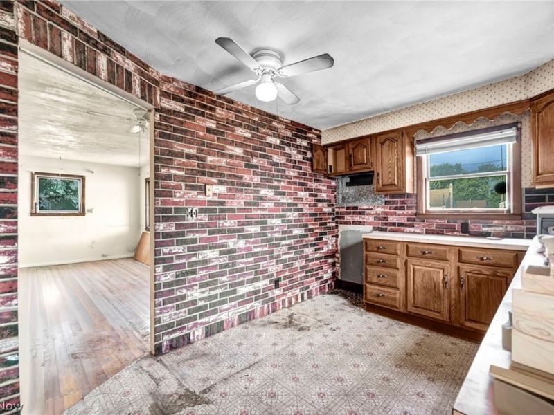1513 Maple Drive , Lorain, OH 44052 Photo 13