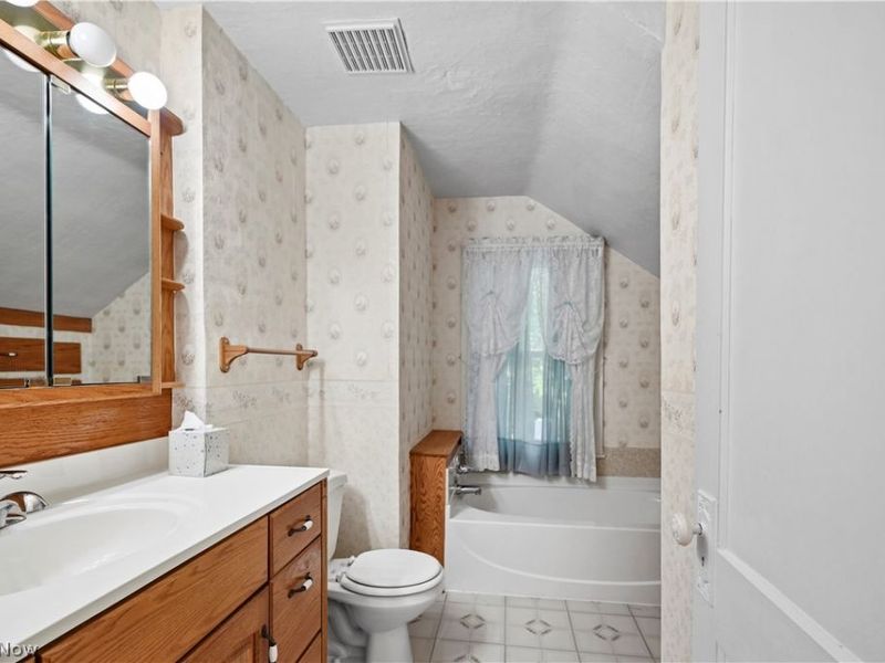 503 Ravenna Road, Newton Falls, OH 44444 Photo 12