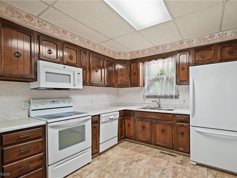 503 Ravenna Road, Newton Falls, OH 44444 Photo 3