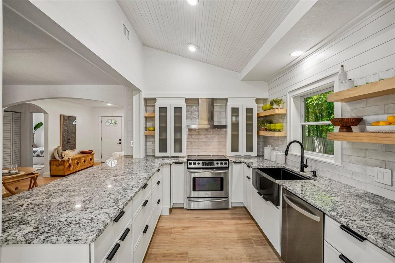 4341 1st Avenue N, Saint Petersburg, FL 33713 Photo