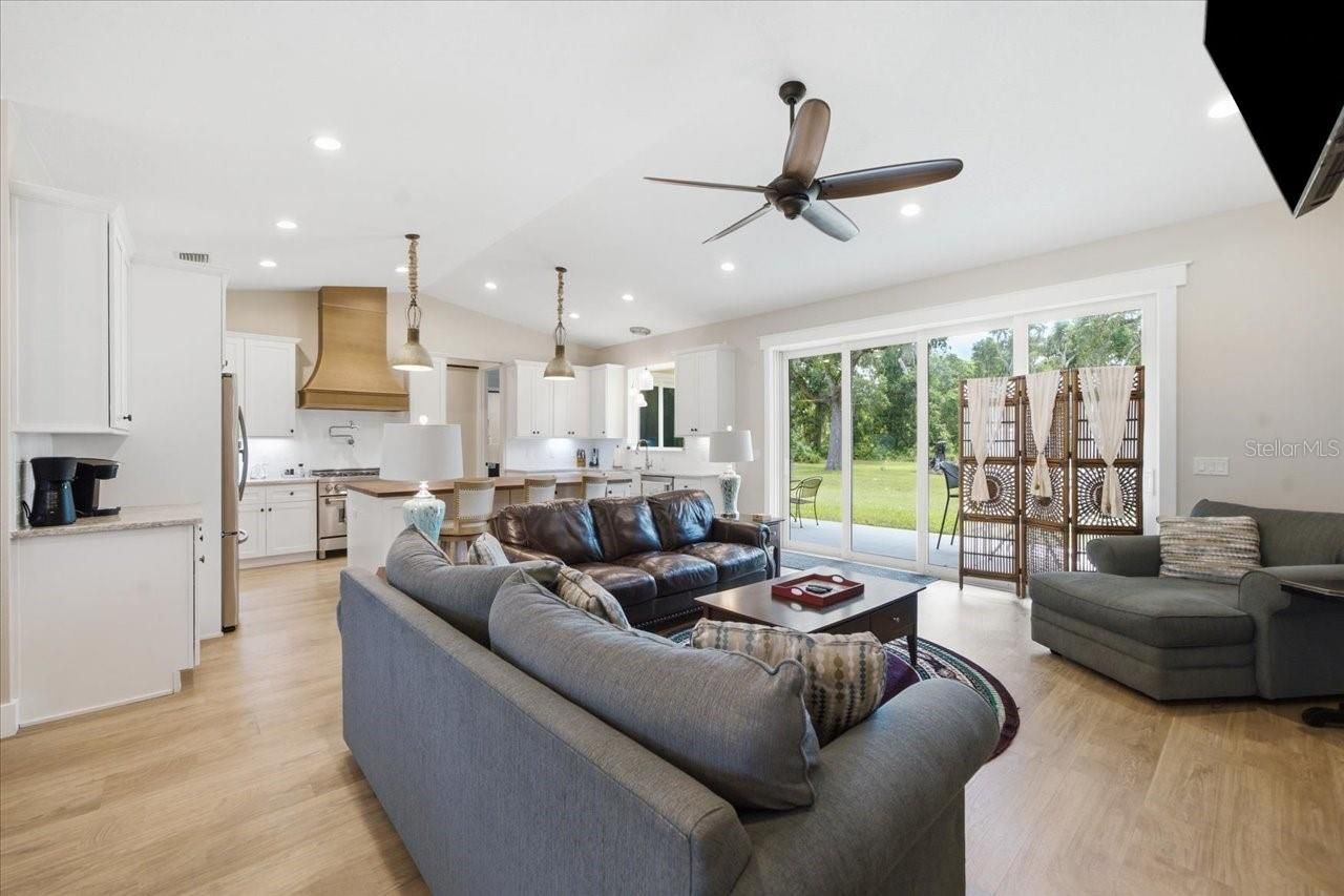 32 N Shadow Wood Drive , Inverness, FL 34450 Photo