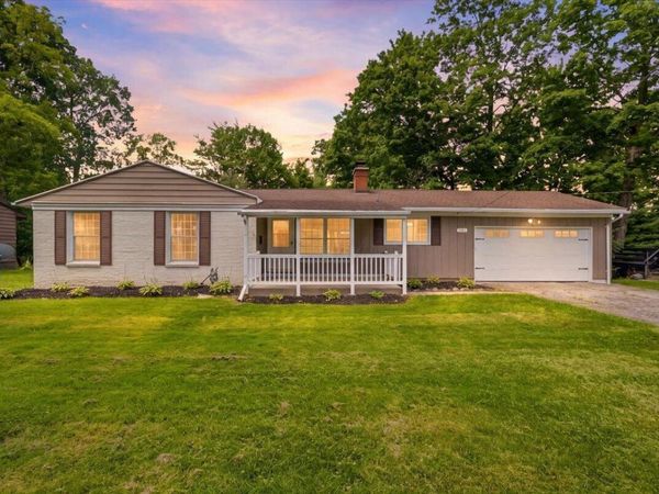1862 Red Oak Drive , Lexington, OH 44904