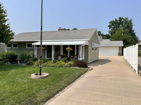 Main Photo