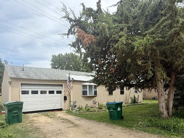 306 S Green Avenue, POLO, IL 61064