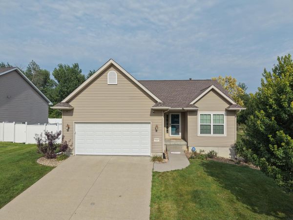 4916 Luke Street, Cedar Falls, IA 50613