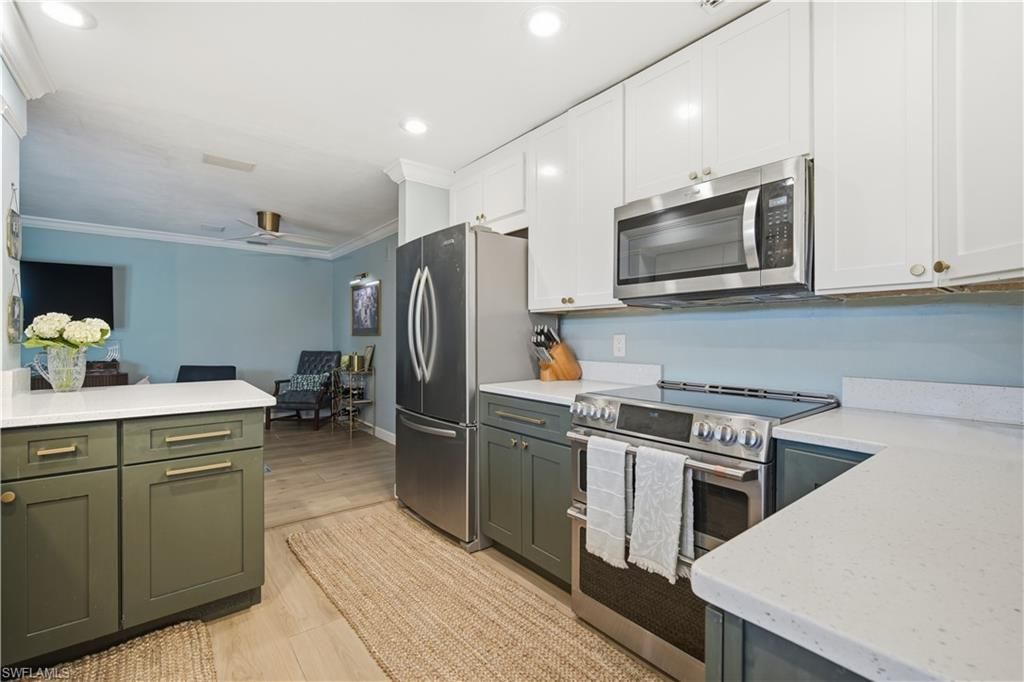1024 El Mar Ave , Fort Myers, FL 33919 Photo