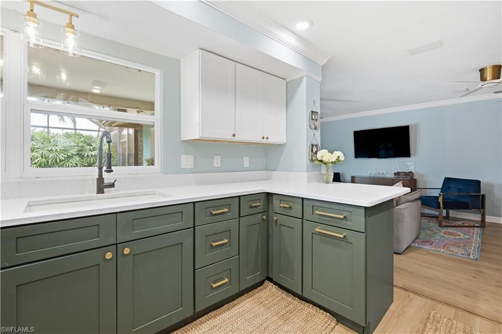 1024 El Mar Ave , Fort Myers, FL 33919 Photo