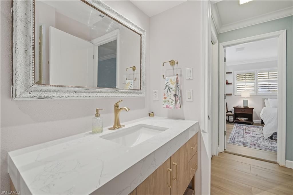 1024 El Mar Ave , Fort Myers, FL 33919 Photo