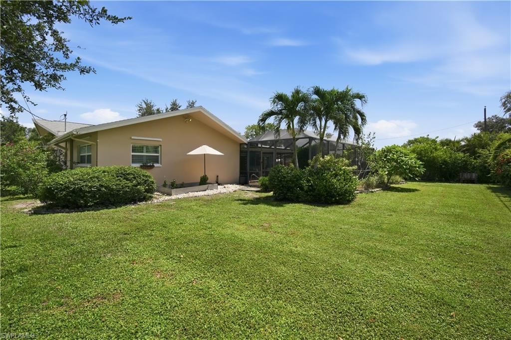 1024 El Mar Ave , Fort Myers, FL 33919 Photo