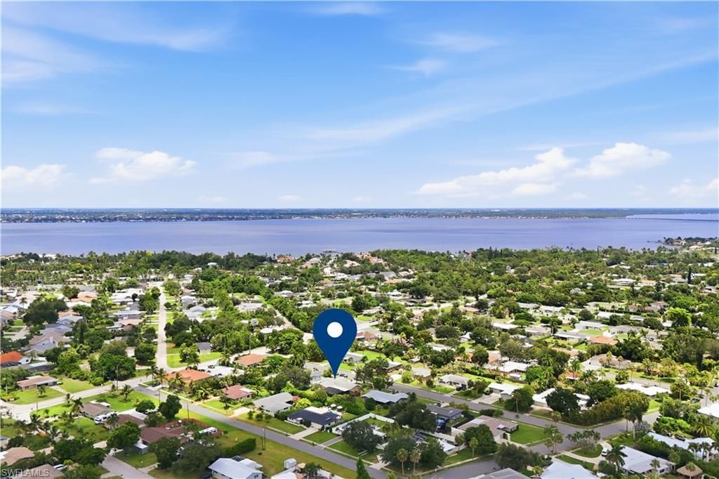 1024 El Mar Ave , Fort Myers, FL 33919 Photo