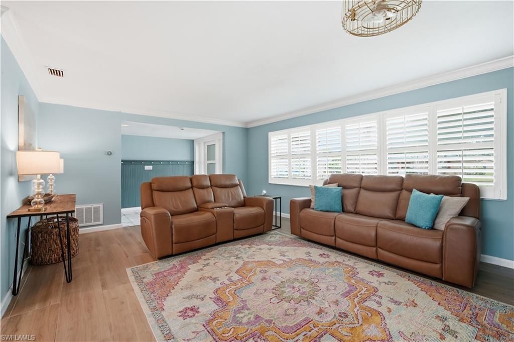 1024 El Mar Ave , Fort Myers, FL 33919 Photo
