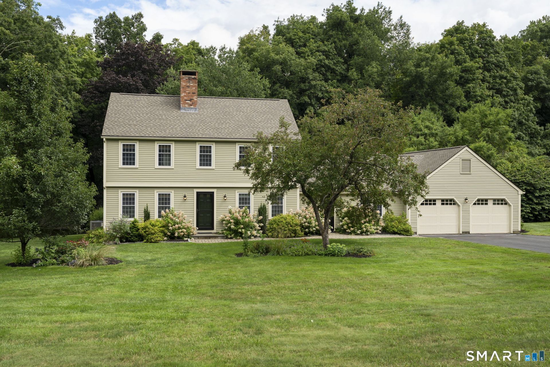 46 Powder Hill, Middlefield, CT 06455 Main Photo