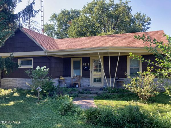 5815 Carnation Drive , Toledo, OH 43615