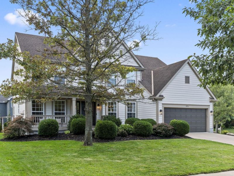 8096 Hanover Circle, Dublin, OH 43016 Photo 2