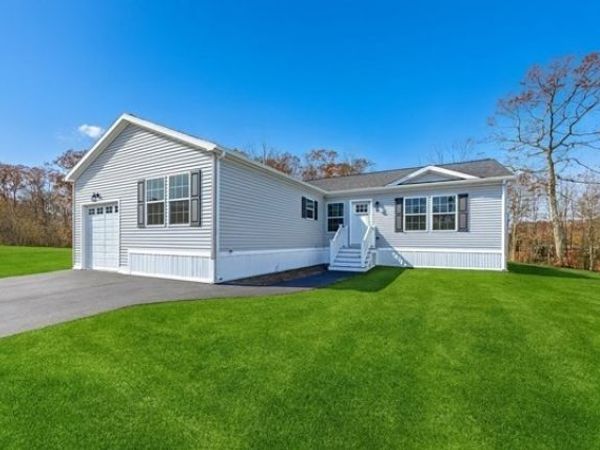 121 East Washington Street, Unit 12, North Attleboro, MA 02760