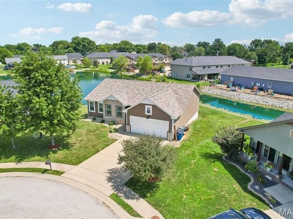 731 W 5th Street , St Jacob, IL 62281
