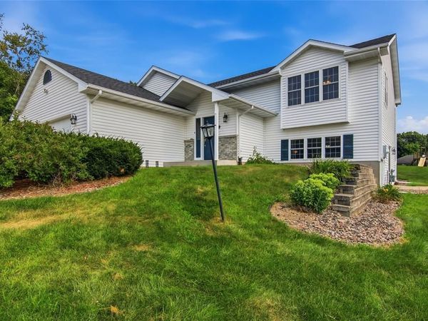 2115 Bordeaux Court, Eau Claire, WI 54703