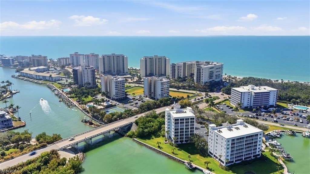 11118 Gulf Shore Dr, Unit A803, Naples, FL 34108 Photo