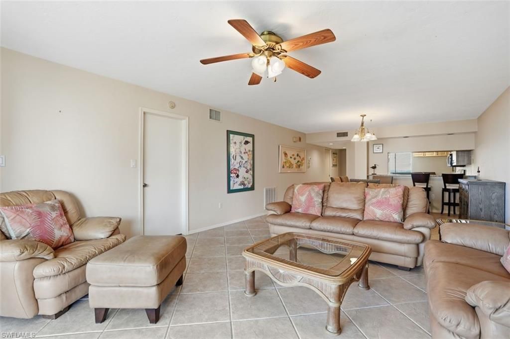 11118 Gulf Shore Dr, Unit A803, Naples, FL 34108 Photo