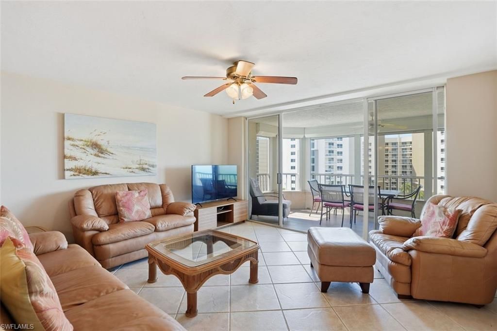 11118 Gulf Shore Dr, Unit A803, Naples, FL 34108 Photo