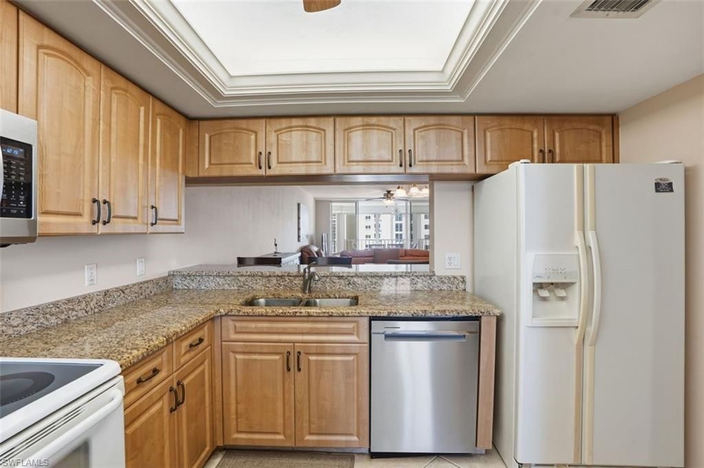 11118 Gulf Shore Dr, Unit A803, Naples, FL 34108 Photo