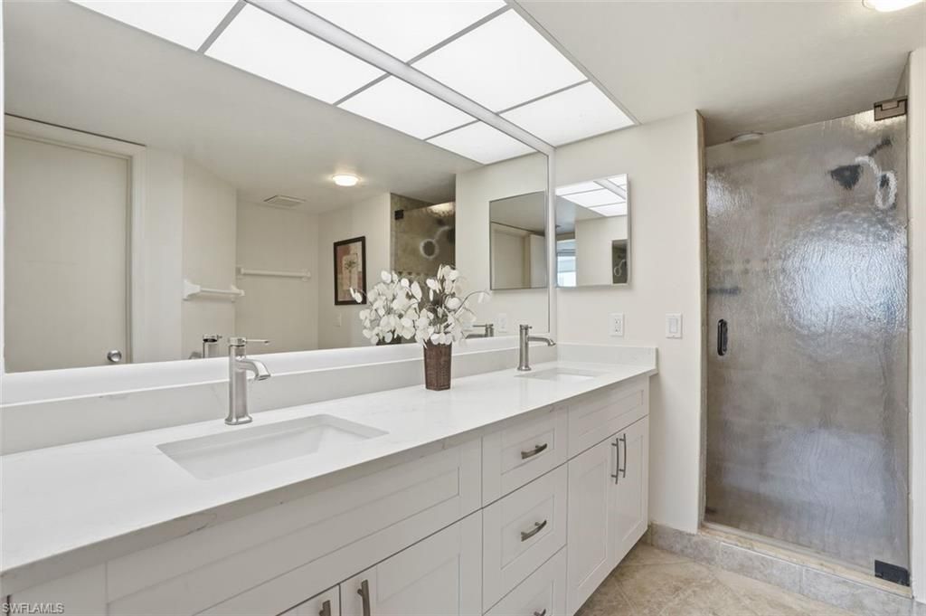 11118 Gulf Shore Dr, Unit A803, Naples, FL 34108 Photo