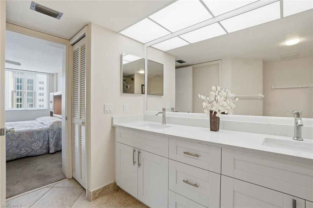11118 Gulf Shore Dr, Unit A803, Naples, FL 34108 Photo