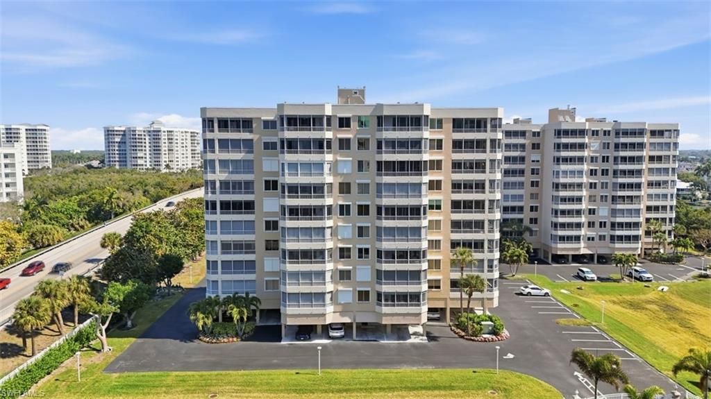 11118 Gulf Shore Dr, Unit A803, Naples, FL 34108 Photo
