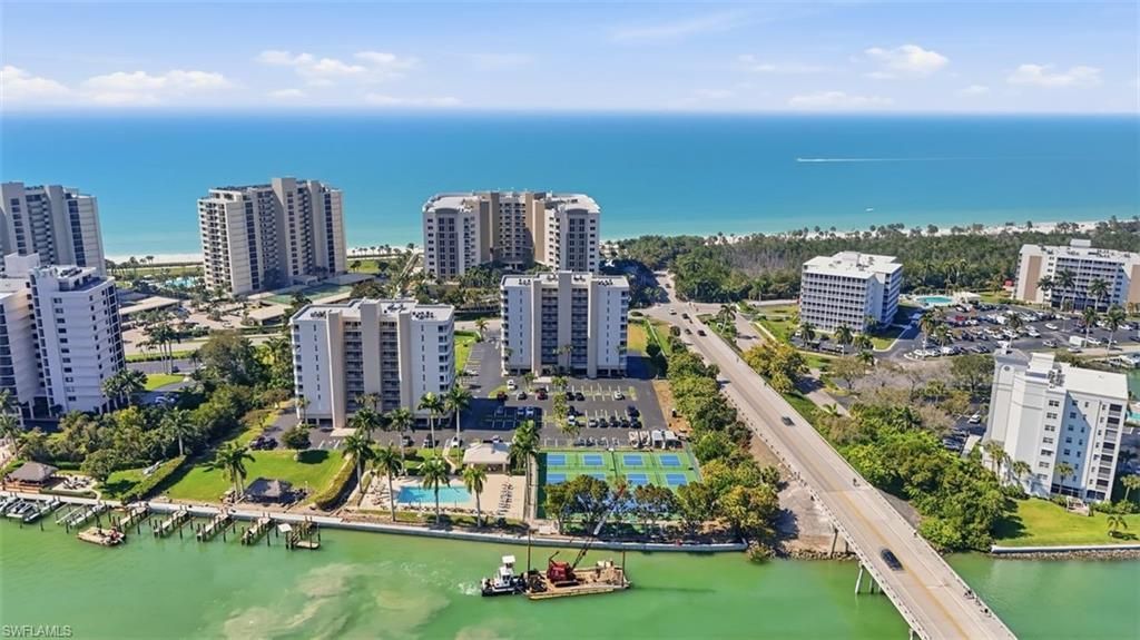 11118 Gulf Shore Dr, Unit A803, Naples, FL 34108 Photo