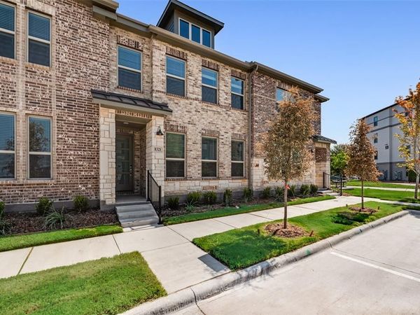 8321 Bayside Drive, Rowlett, TX 75088
