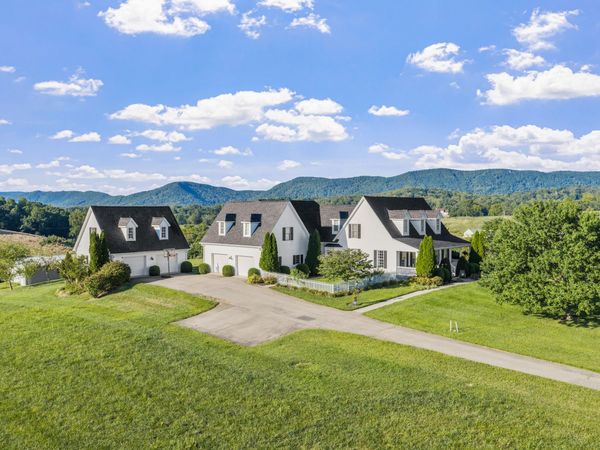 4513 Blacksburg RD , Troutville, VA 24175