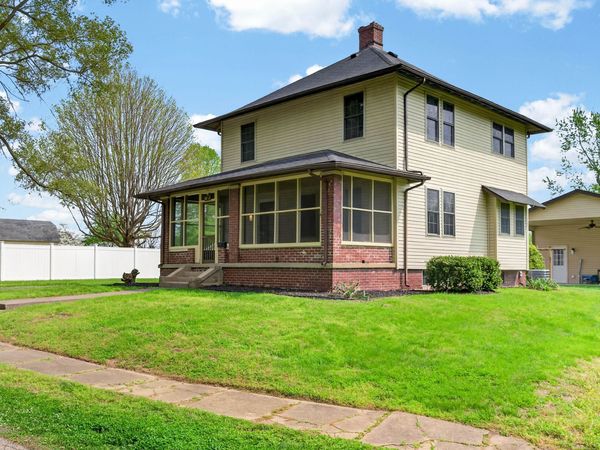 2115 Irwin Drive , Columbus, IN 47201