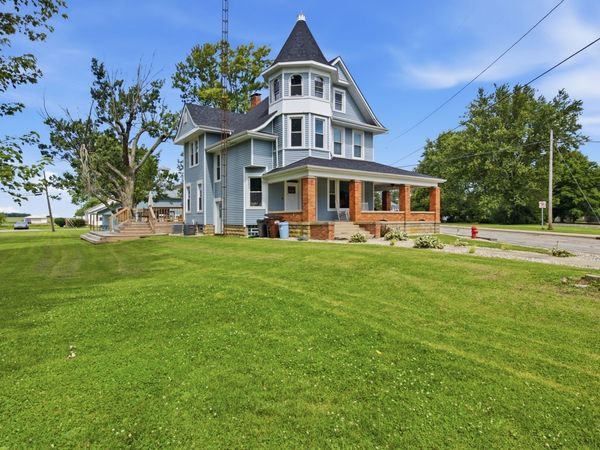 303 Liberty Avenue, West College Corner, IN 47003