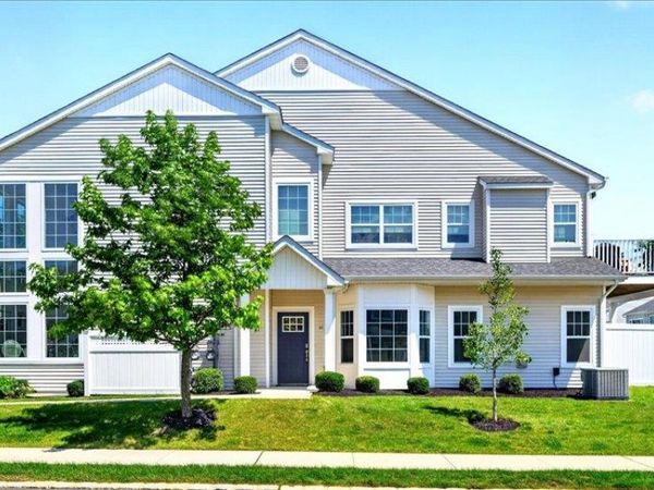 61 Avery Drive N, Center Moriches, NY 11934