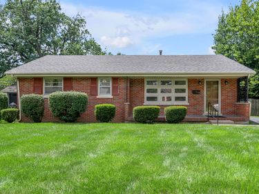 1132 Claridge Drive, Lexington, KY 40504