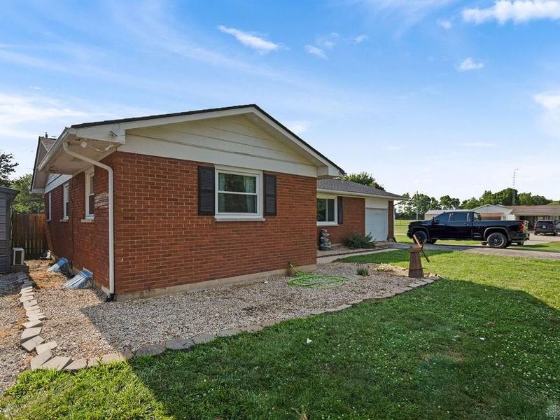 319 Wolf Road, West Alexandria, OH 45381 Photo 4