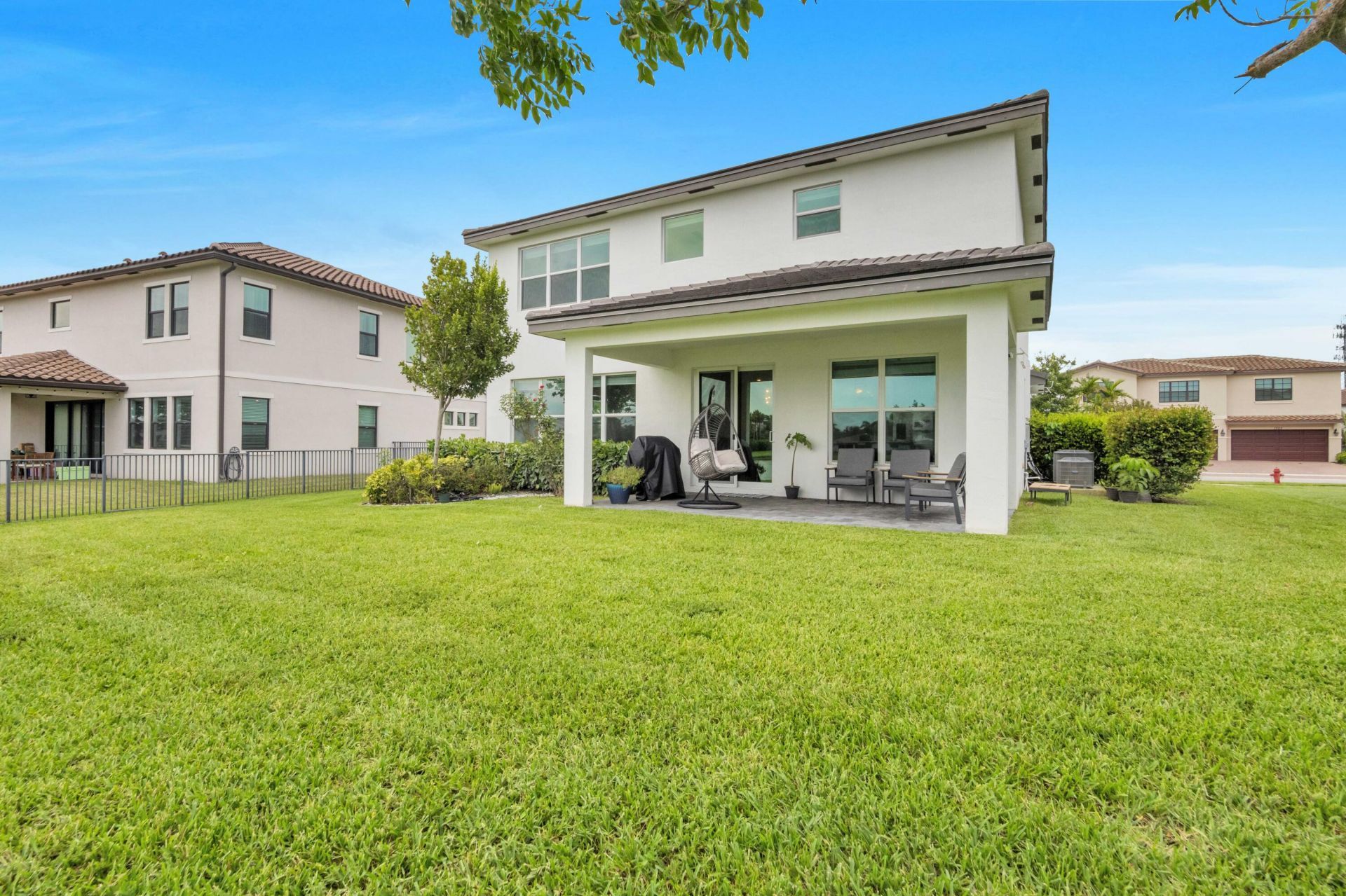 1304 Whitcombe Drive, Royal Palm Beach, FL 33411 Photo