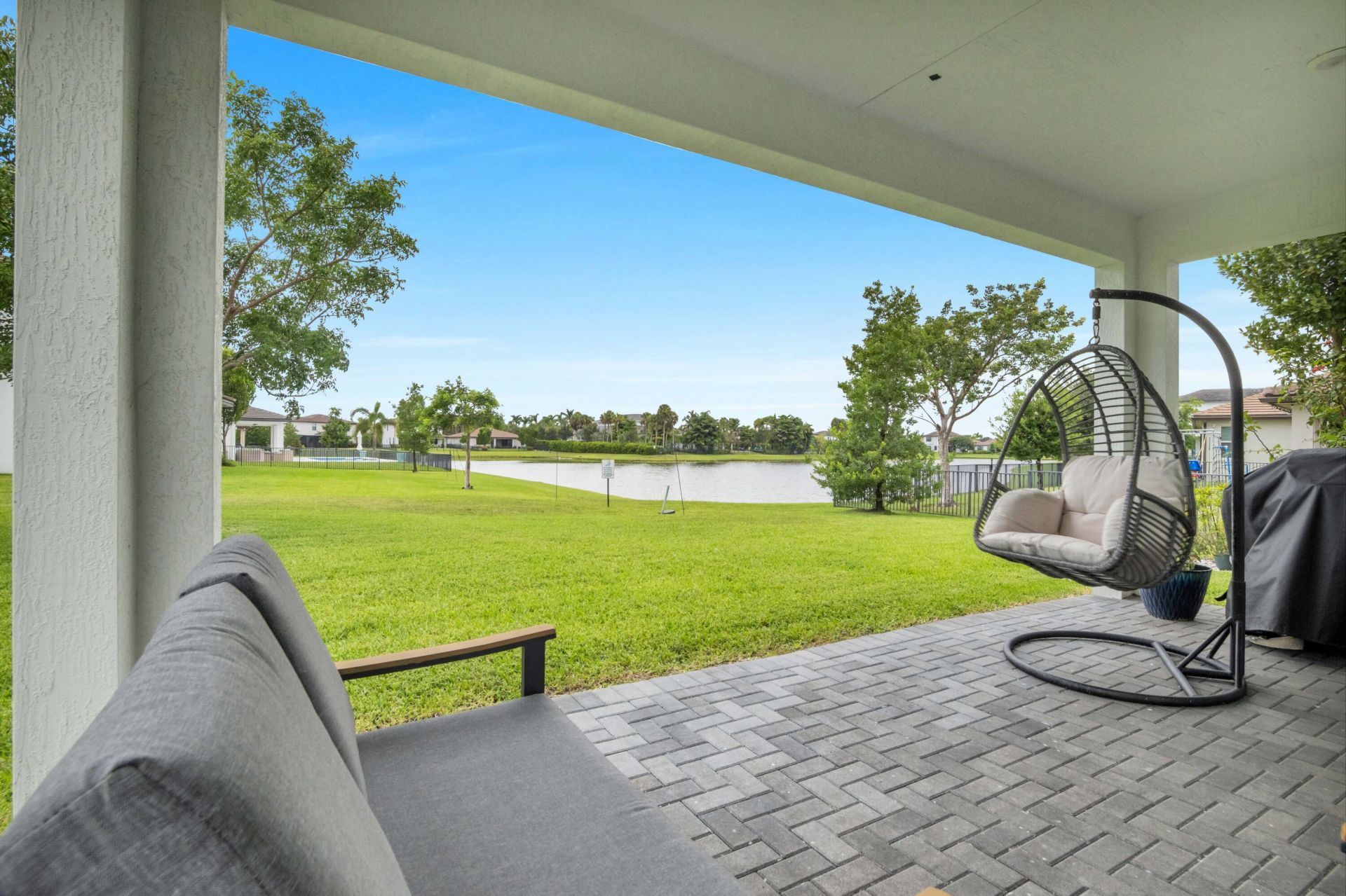 1304 Whitcombe Drive, Royal Palm Beach, FL 33411 Photo