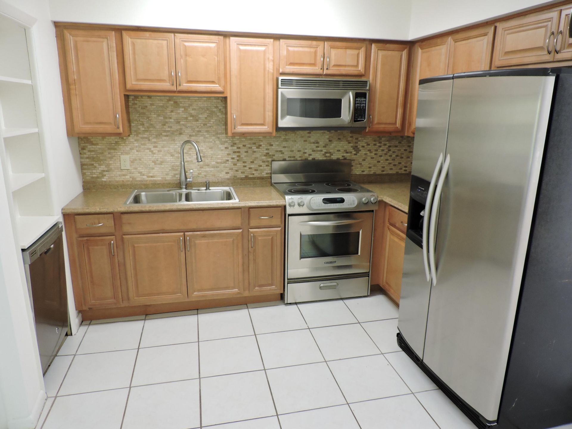 9046 SE Parkway Drive, Hobe Sound, FL 33455 Photo