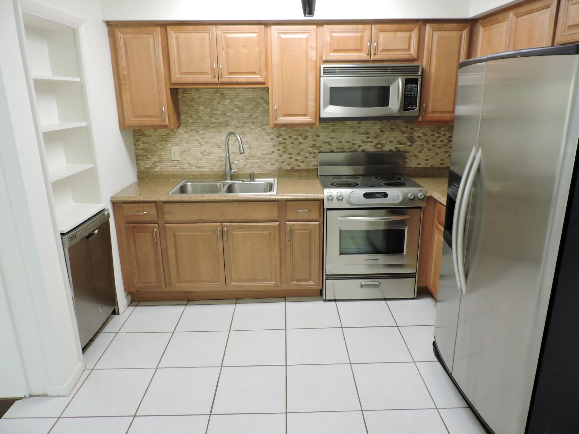 9046 SE Parkway Drive, Hobe Sound, FL 33455 Photo