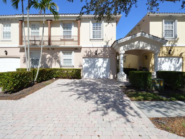 504 Capistrano Drive, Palm Beach Gardens, FL 33410