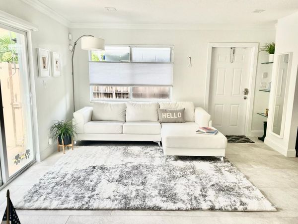1400 NE 18TH Street, Unit 4, Fort Lauderdale, FL 33305